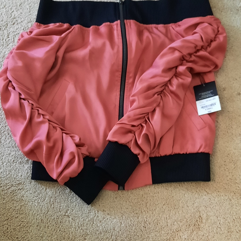 Off shoulder silk jacket